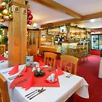 Hotel Spindlerova Bouda 3*