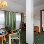 Отель Spindlerova Bouda 3*