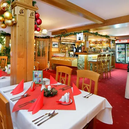 Отель Spindlerova Bouda 3*