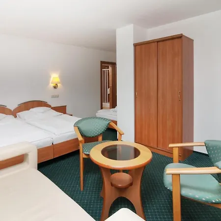 Spindlerova Bouda 3*