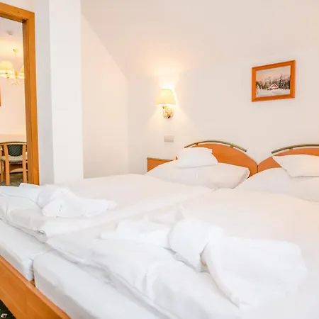 Spindlerova Bouda Отель 3*