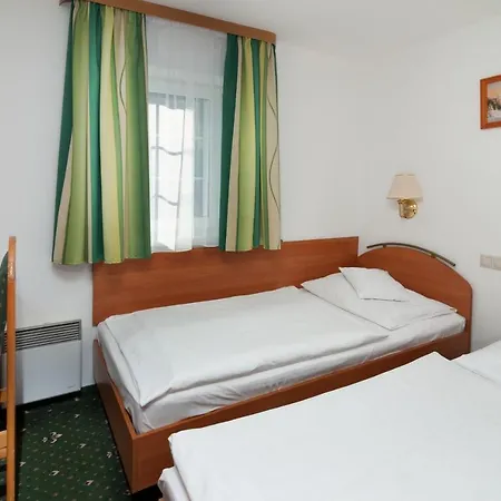 Spindlerova Bouda 3* Spindleruv Mlyn